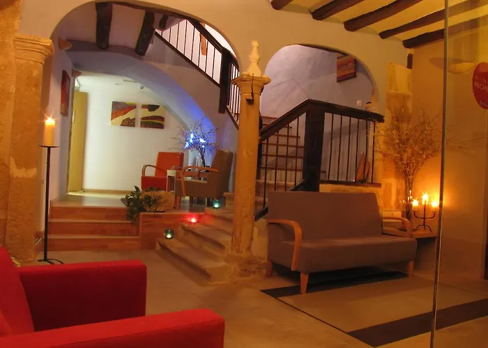 Portal Del Matarrana Valjunquera